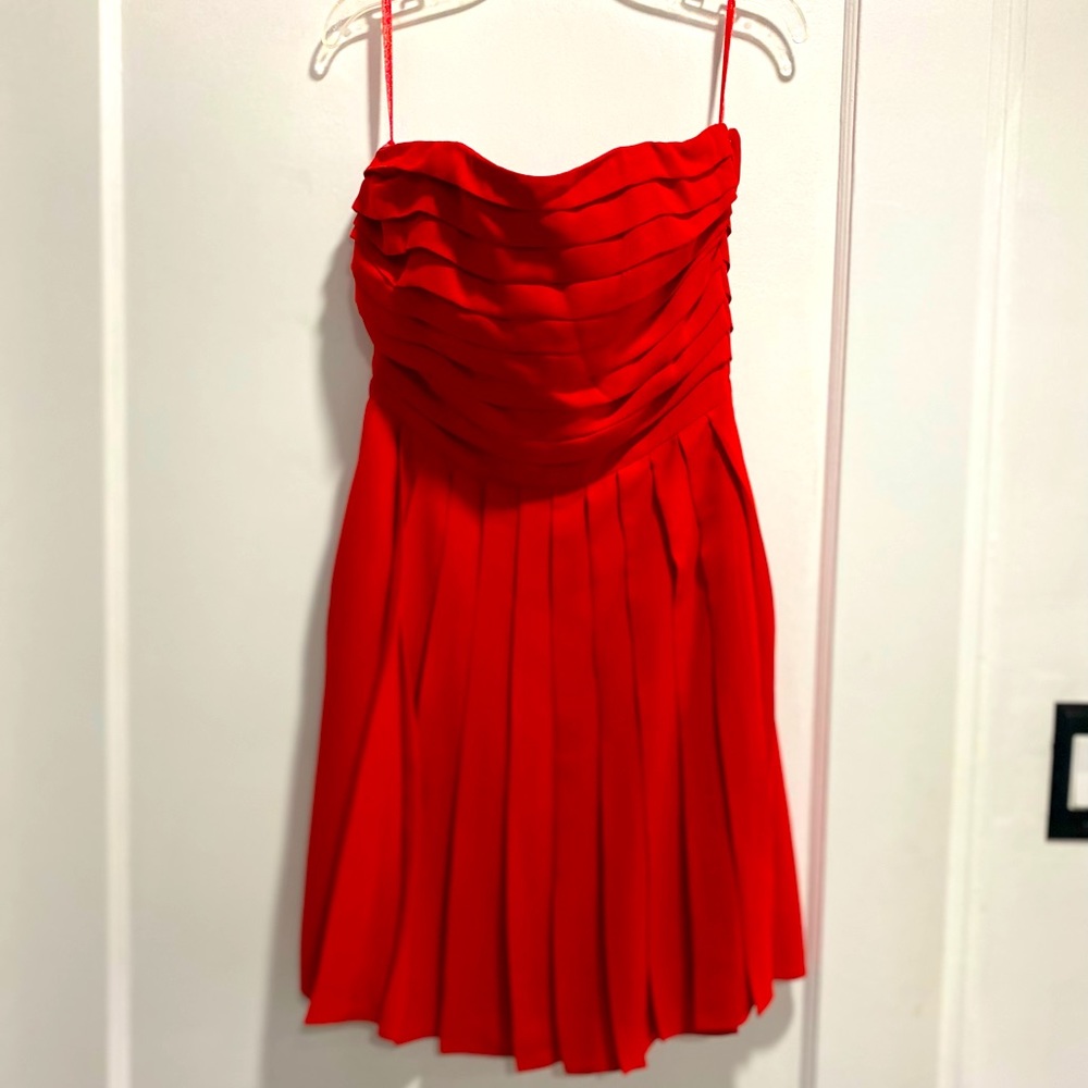 RACHEL Rachel Roy - Strapless Red Pleated dress